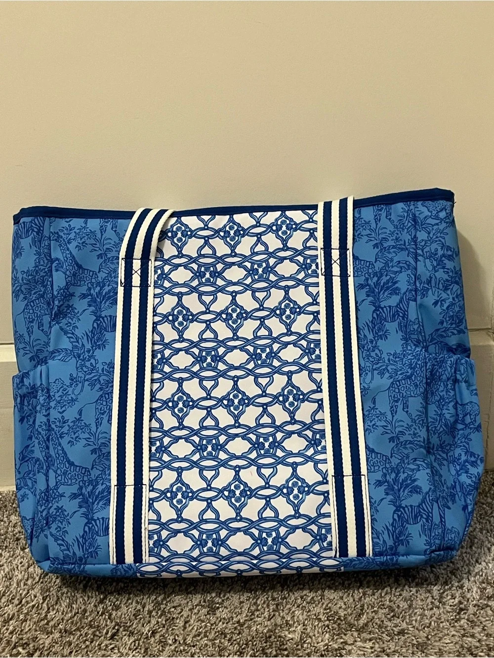 Lilly Pulitzer Blue and White Patterned Tote with Detachable Pouch & Strap